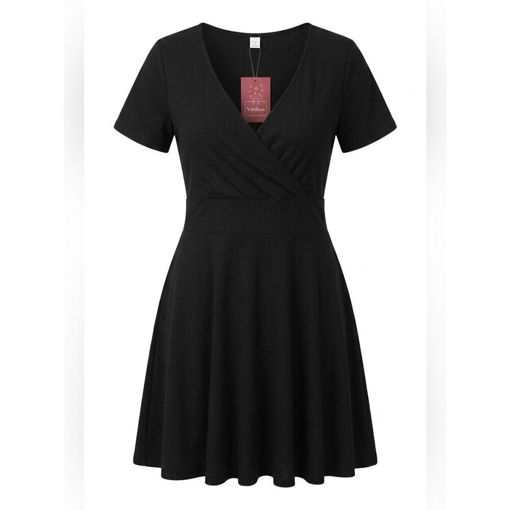 Black Short Sleeve Skater Dress NWT Size XXL